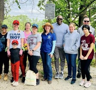 Commissioner Allison Eckel-park cleanup 1